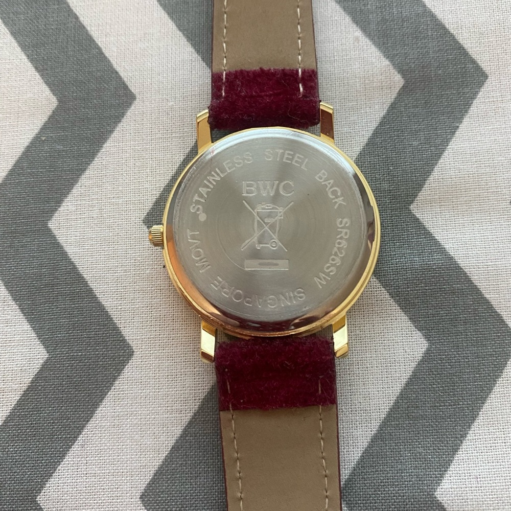 CHRISTMAS WATCH - Picture 2 of 5